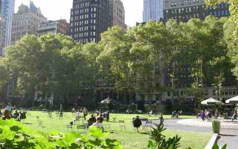 BRYANT PARK IN AUTUNNO