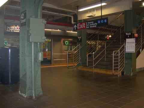 subway station 42nd